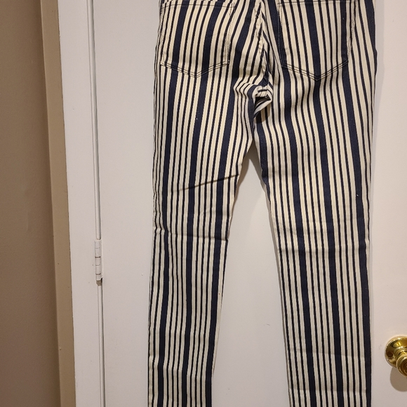 Fitted stretchy navy/white pants - Picture 3 of 3